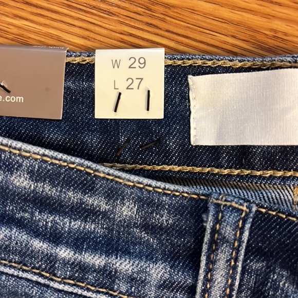 Brand new never worn - Picture 5 of 9